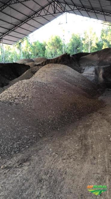 Esterco de Galinha Imagem Esterco de Galinha