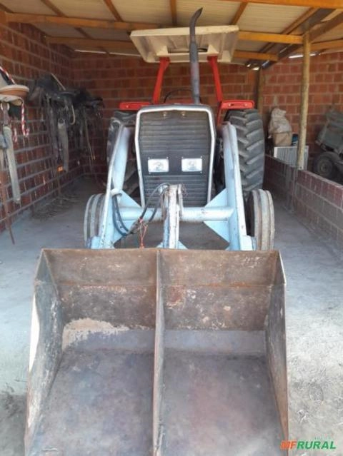 TRATOR MASSEY FERGUSON 265 COM IMPLEMENTOS Imagem TRATOR MASSEY FERGUSON 265 COM IMPLEMENTOS