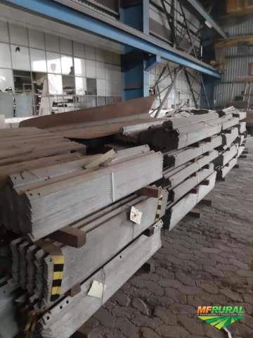 CANTONEIRAS DE FERRO Imagem CANTONEIRAS DE FERRO