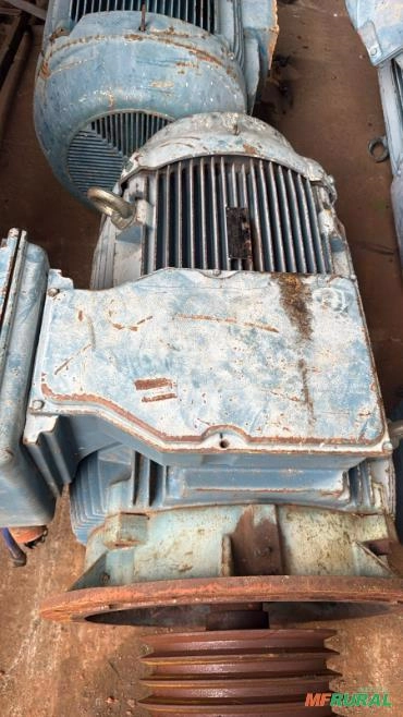 Motor WEG 350 cv 6 polos usado Imagem Motor WEG 350 cv 6 polos usado