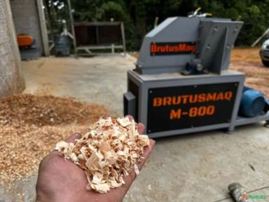 Imagem Máquina de Fazer maravalha de sobras de madeira Imagem Máquina de Fazer maravalha de sobras de madeira