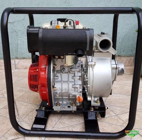 Imagem MOTOBOMBA DIESEL 5CV 4T AUTOESCOVANTE BRANCO + 14 MTS DE TUBO SANFONADO - NOVA NA CAIXA Imagem MOTOBOMBA DIESEL 5CV 4T AUTOESCOVANTE BRANCO + 14 MTS DE TUBO SANFONADO - NOVA NA CAIXA