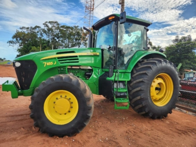 Imagem Trator John Deere 7185J 4x4 ano 11 Imagem Trator John Deere 7185J 4x4 ano 11