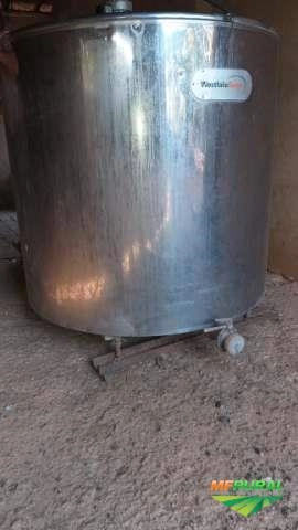 Resfriador de leite WestfaliaSurge de mil litros Imagem Resfriador de leite WestfaliaSurge de mil litros