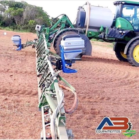 Imagem Semeadora elétrica Imagem Semeadora elétrica