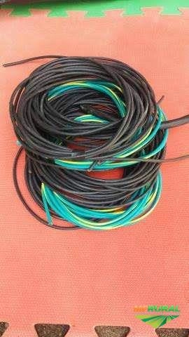 Compro sucata de fio em geral Imagem Compro sucata de fio em geral