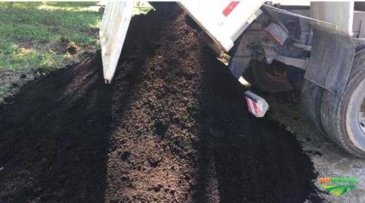 Imagem Composto Orgânico de Ótima Qualidade Imagem Composto Orgânico de Ótima Qualidade