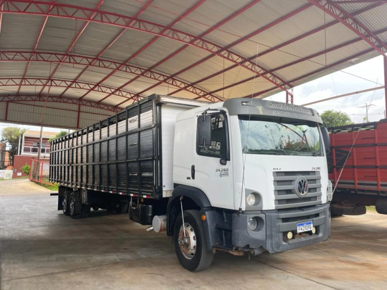 Caminhão Volkswagen (VW) 24280 ano 13 Imagem Caminhão Volkswagen (VW) 24280 ano 13
