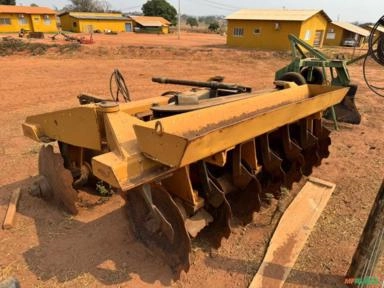 Grade Pesada de Arrasto 14x36 Tatu Marchesan Imagem Grade Pesada de Arrasto 14x36 Tatu Marchesan