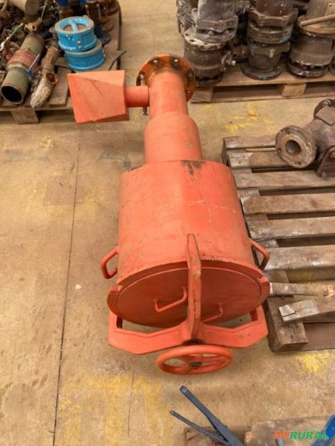 Válvula de combate a incêndio Imagem Válvula de combate a incêndio