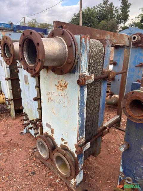 Trocador de Calor APV - 40 PLACAS Imagem Trocador de Calor APV - 40 PLACAS