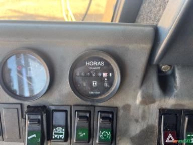 Imagem Colhedeira Tc 57 ano 2006 Imagem Colhedeira Tc 57 ano 2006