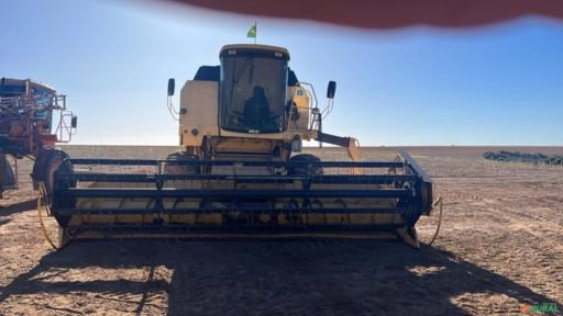 Imagem Colhedeira Tc 57 ano 2006 Imagem Colhedeira Tc 57 ano 2006