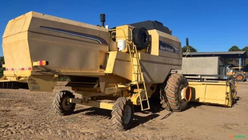 Imagem Colhedeira Tc 57 ano 2006 Imagem Colhedeira Tc 57 ano 2006