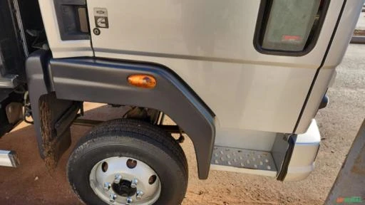 Imagem CAMIONETE BOIADEIRA Imagem CAMIONETE BOIADEIRA