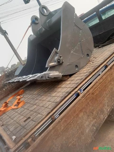 Imagem Conchas para Escavadeira Imagem Conchas para Escavadeira