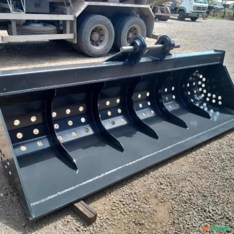 Imagem Conchas para Escavadeira Imagem Conchas para Escavadeira