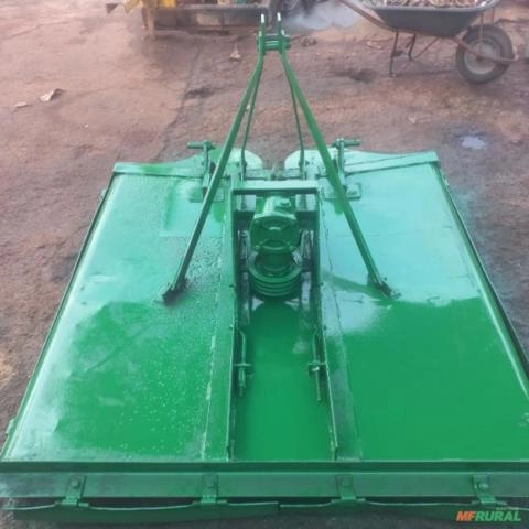 Imagem Roçadeira de Correias com 1,50m de corte marca Cemag Imagem Roçadeira de Correias com 1,50m de corte marca Cemag