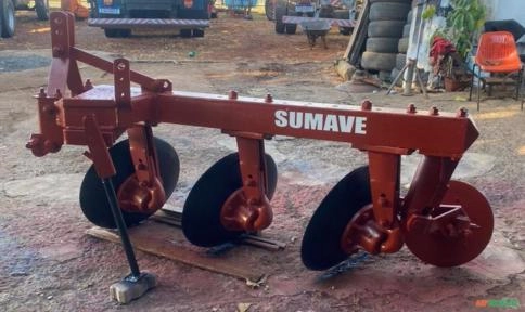 Arado Fixo Baldan 03 Discos , revisado e pintado . Imagem Arado Fixo Baldan 03 Discos , revisado e pintado .