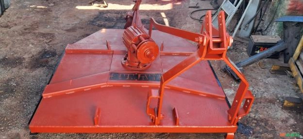 Roçadeira marca Jumil modelo RUTD 1.4 Imagem Roçadeira marca Jumil modelo RUTD 1.4