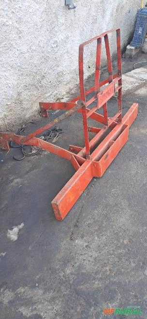 PARA-CHOQUE ORIGINAL MF COM SUPORTE PARA PESOS Imagem PARA-CHOQUE ORIGINAL MF COM SUPORTE PARA PESOS