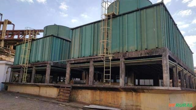 Torre de resfriamento de água Alpina Imagem Torre de resfriamento de água Alpina