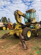 Trator John Deere 6615 4x4 ano 10