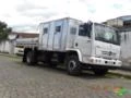 Caminhão para transporte de funcionários e ferramentas
