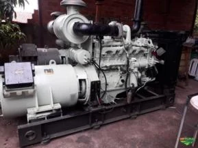 GERADOR 250KVA MOTOR CUMMINS 380CV