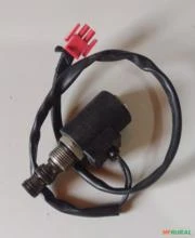 Conjunto valvula solenoide tratores CNH