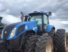 Trator New Holland T8.385 4x4 ano 15