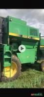 COLHEITADEIRA JOHN DEERE Imagem COLHEITADEIRA JOHN DEERE