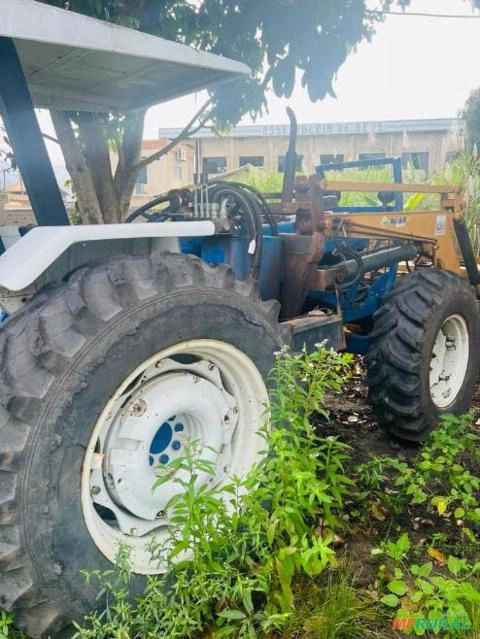 Imagem TRATOR NEW HOLLAND 7630 COM CONCHA Imagem TRATOR NEW HOLLAND 7630 COM CONCHA