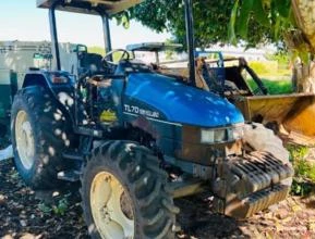 TRATOR NEW HOLLAND TL 70 4X4 ANO 02