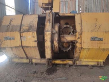 Descascador de Toras Demuth Imagem Descascador de Toras Demuth