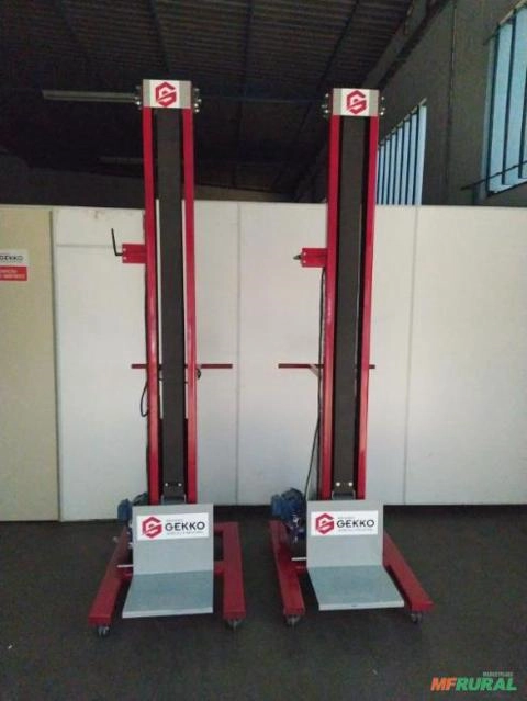 Imagem Elevador de Sacaria – Levantador de Sacaria – Elevador de Sacos – Levantador de Sacaria Imagem Elevador de Sacaria – Levantador de Sacaria – Elevador de Sacos – Levantador de Sacaria