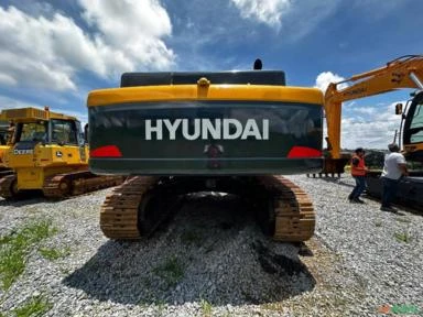 Escavadeira Hyundai R380LC 2013