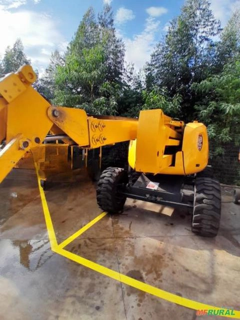 Imagem Plataforma Aérea (Elevatória) Haulotte HA 16 PX 2007 Imagem Plataforma Aérea (Elevatória) Haulotte HA 16 PX 2007