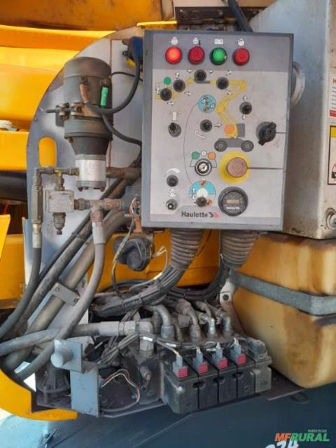 Imagem Plataforma Aérea (Elevatória) Haulotte HA 16 PX 2007 Imagem Plataforma Aérea (Elevatória) Haulotte HA 16 PX 2007