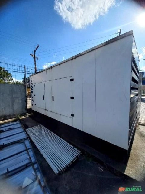 GERADOR DE ENERGIA CARENADO 450 KVA Imagem GERADOR DE ENERGIA CARENADO 450 KVA