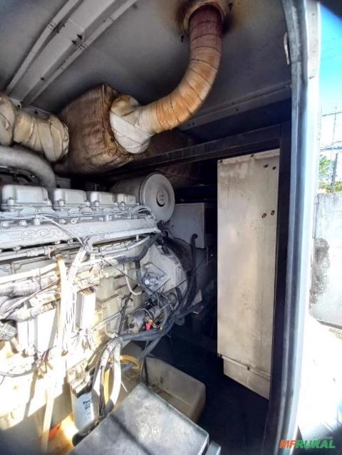 Imagem GERADOR DE ENERGIA CARENADO 450 KVA Imagem GERADOR DE ENERGIA CARENADO 450 KVA