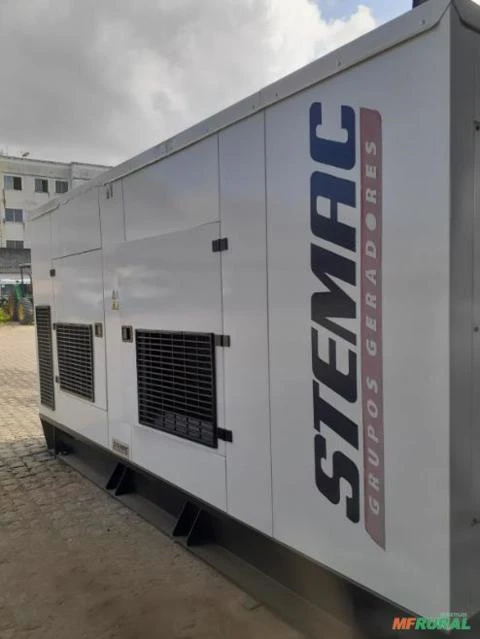 GERADOR DE ENERGIA CARENADO 700 KVA ANO 2015