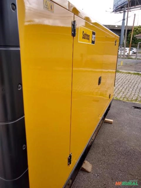 Imagem GERADORES DE ENERGIA CARENADOS 200/220 KVA  CADA ANO 2013 Imagem GERADORES DE ENERGIA CARENADOS 200/220 KVA  CADA ANO 2013