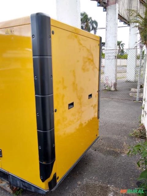 Imagem GERADORES DE ENERGIA CARENADOS 200/220 KVA  CADA ANO 2013 Imagem GERADORES DE ENERGIA CARENADOS 200/220 KVA  CADA ANO 2013