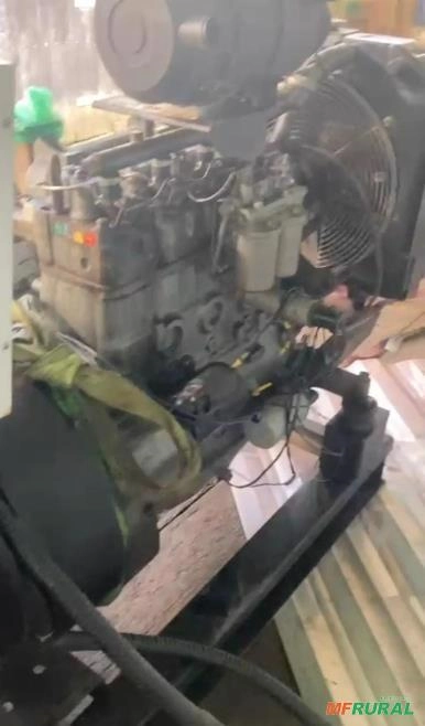 Imagem GERADOR DE ENERGIA 55/50 KVA/ ANO 2001/ 115 HRS Imagem GERADOR DE ENERGIA 55/50 KVA/ ANO 2001/ 115 HRS