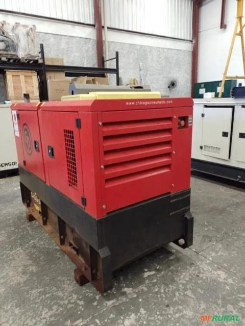 GERADOR DE ENERGIA 60/55/50 KVA/ ANO 2021/ 600 HRS