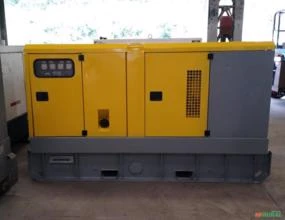 GERADOR DE ENERGIA 100 KVA/ HRS DE USO 7891 A 10728