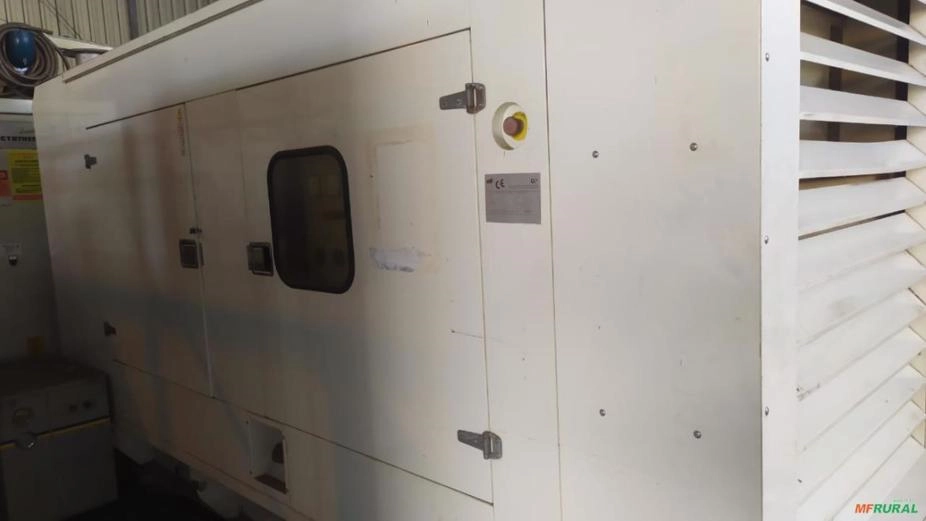 GERADOR DE ENERGIA 150 KVA/ ANO 2001 Imagem GERADOR DE ENERGIA 150 KVA/ ANO 2001