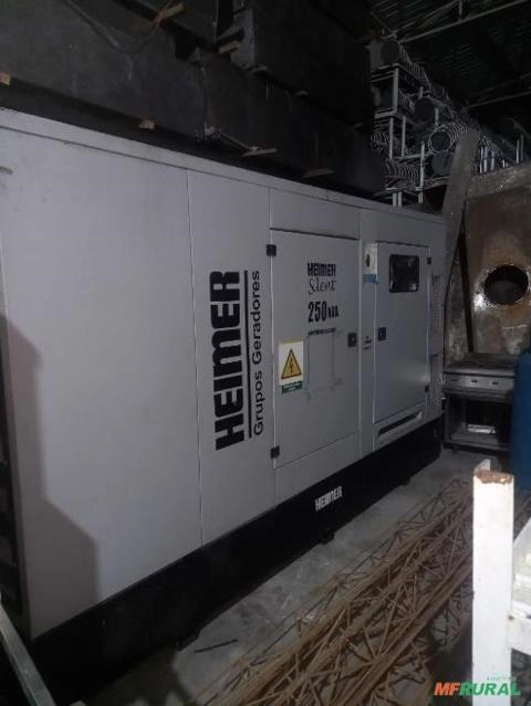 GERADOR DE ENERGIA 250/260 KVA/ ANO 2010/ HRS DE USO 1549 Imagem GERADOR DE ENERGIA 250/260 KVA/ ANO 2010/ HRS DE USO 1549