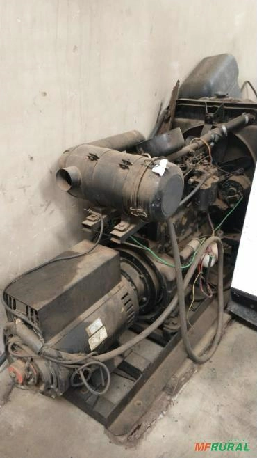 GERADOR DE ENERGIA 25/20 KVA Imagem GERADOR DE ENERGIA 25/20 KVA